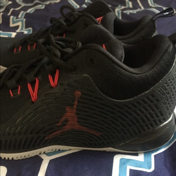 Jordan's Christ Paul Shoes Size 10 - Picture 4 of 5